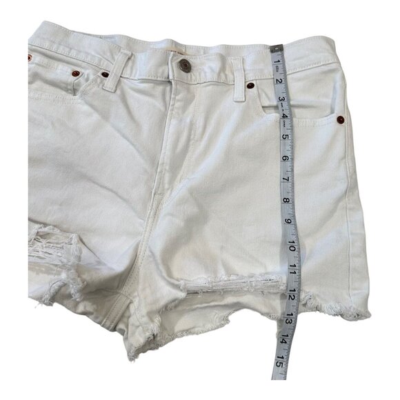 Levi's Original Women High-Rise Jean Shorts SZ 32 Off White Distressed Hems - Picture 7 of 16